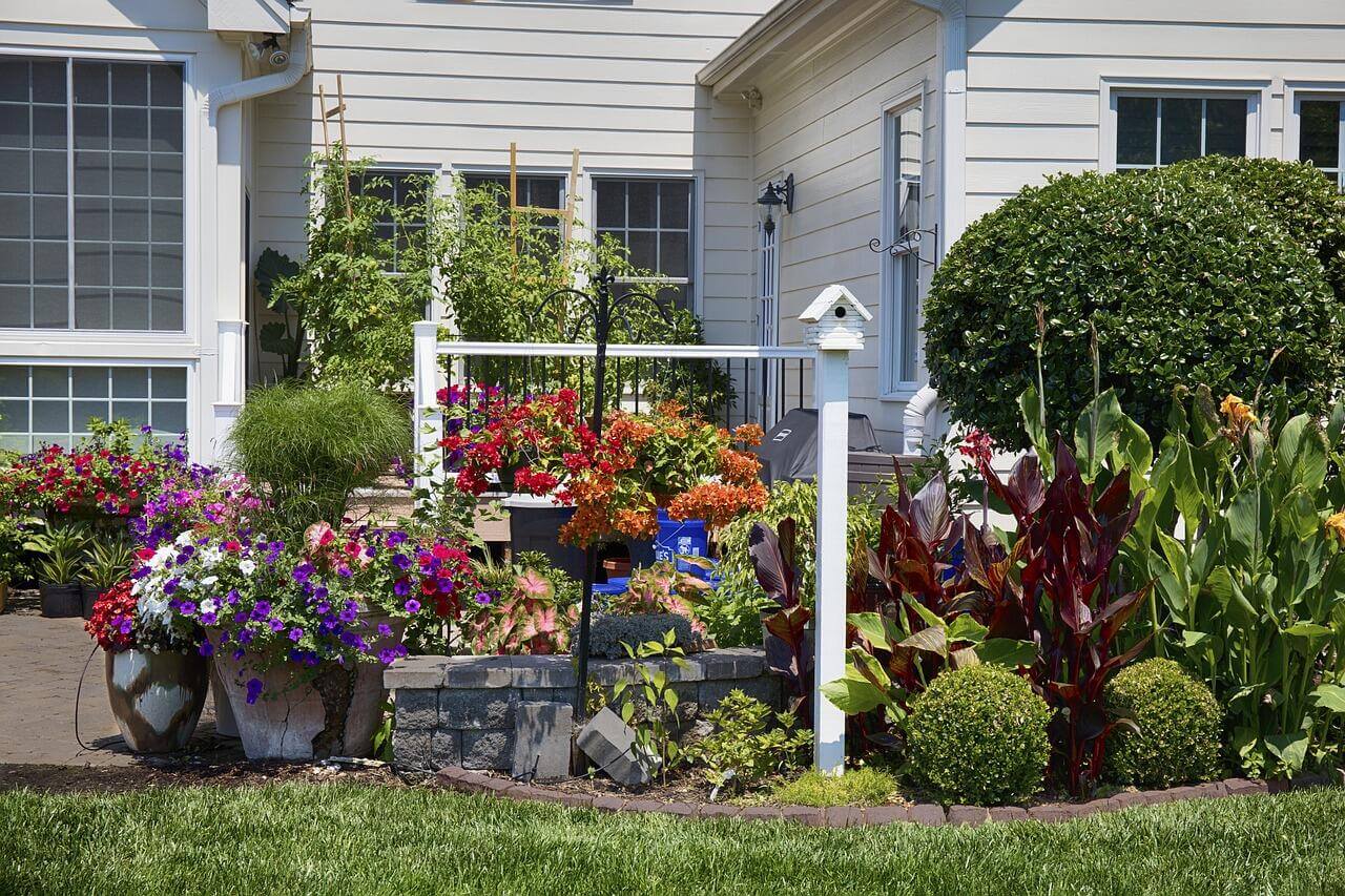 Landscapt to add value to your home trees shrubs plants flowers Herbeins Garden Center Emmaus Pa